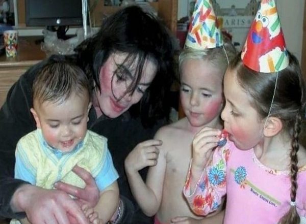 Entertainment News | Michael Jackson's Children Turn Nostalgic on Music Legend's Birth Anniversary