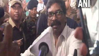 India News | Jharkhand UPA MLAs Reach Raipur; Hemant Soren Says Ruling Alliance Ready to Face Every Situation