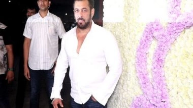 Entertainment News | Salman Khan Reaches Sister Arpita's House to Seek Blessings of Lord Ganesha