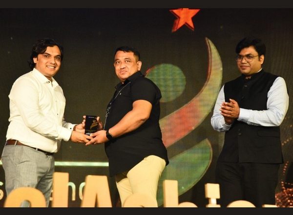 Business News | Dr Rahul Shinde Bags the Zee Digital National Achievers Award 2022 for the Most Promising Fitness Brand GymZo