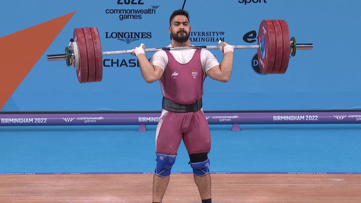 Vikas Thakur Wins Silver Medal At Commonwealth Games 2022 in Mens 96kg Weightlifting Event 🏆 LatestLY