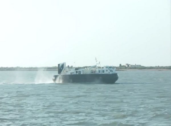 India News | Indian Coast Guard Saves 5 Fishermen in Thrissur, Conducts Rescue Operations at Alappuzha