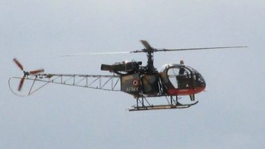Cheetah Helicopter of Indian Army Makes Precautionary Landing in Uttar Pradesh's Prayagraj Due To Blinking of Warning Light
