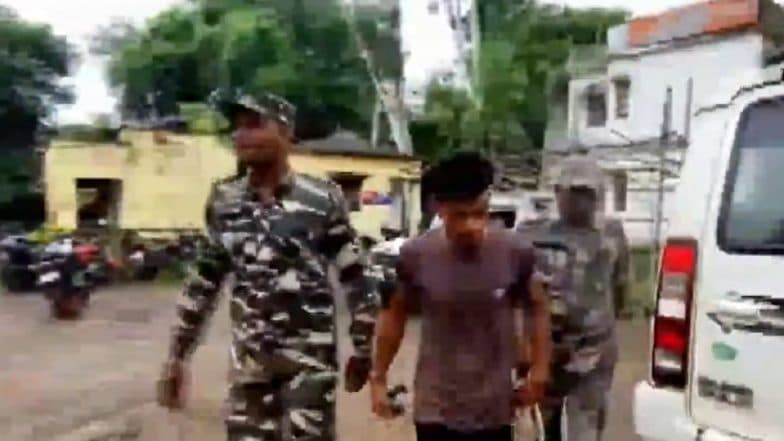 Video: Jharkhand Man, Who Set Ablaze Class 12 Girl for Rejecting His Proposal in Dumka, in Police Custody