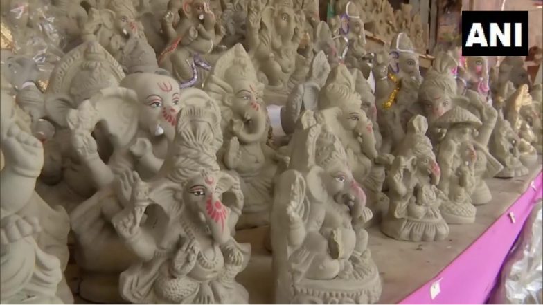 Eco-Friendly Ganpati in Hyderabad: Preparation of Ecological Idols of Lord Ganesh In Full Swing (See Pics)