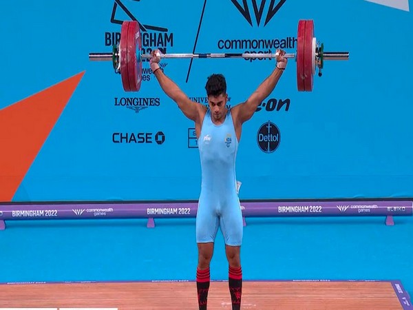 Commonwealth Games: India's Achinta Sheuli clinches gold in men's 73kg  weightlifting final-Sports News , Firstpost