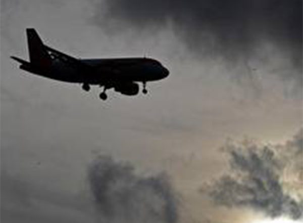 US Winter: More Than 2,000 Flights Cancelled Due to Heavy Snow and Freezing Temperatures Ahead of Christmas Holidays