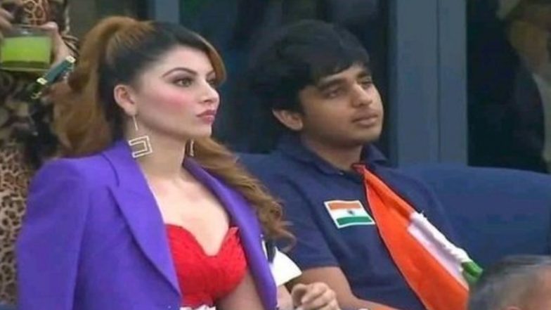 Urvashi Rautela Spotted Watching India vs Pakistan Asia Cup 2022 Cricket Match in Dubai Amid Alleged Rift With Rishabh Pant