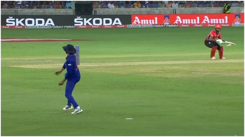 Ravindra Jadeja Runs Out Nizakat Khan on a Free Hit During IND vs HK Asia Cup 2022, Wasim Jaffer Makes Hilarious Funny Meme Out of it (Watch Video)