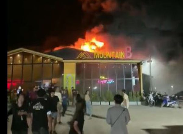 Thailand: 13 Dead, Over 40 Injured After Fire at Mountain B Pub in Sattahip District