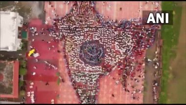 Independence Day 2022: Indore Witnesses World Book of Records for Largest Human Chain Forming India's Map (Watch Video)