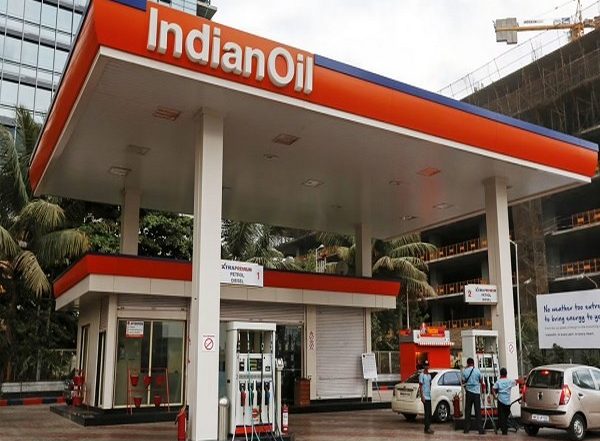 India News | Delhi Police Busted Theft Racket Stealing Oil from Indian Oil Tankers; One Held