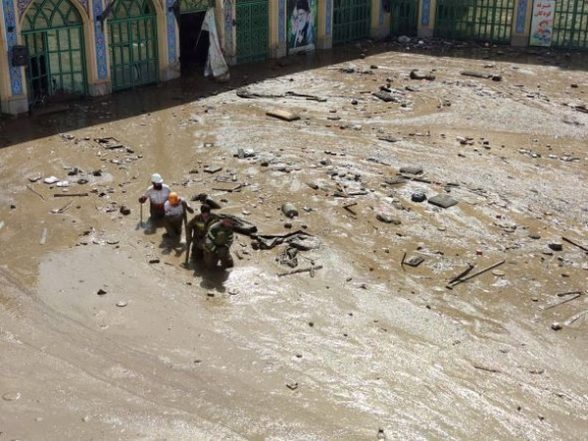 World News | 69 People Dead in Iran Flash Floods | LatestLY