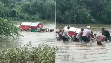 Maharashtra Shocker: Lack of Bridge Forces Funeral Procession To Pass Through Flooded River in Solapur District (Watch Video)