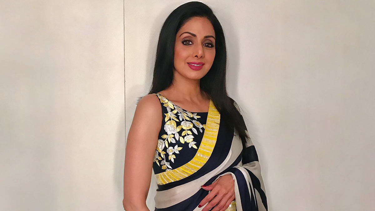 Xxx Sridevi Video - Sridevi Birth Anniversary: 5 Classic Hits You Can Rewatch To Remember the  Legendary Actor | LatestLY