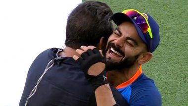 Virat Kohli Hugs Wasim Akram Ahead of India vs Pakistan Asia Cup 2022, Picture Goes Viral