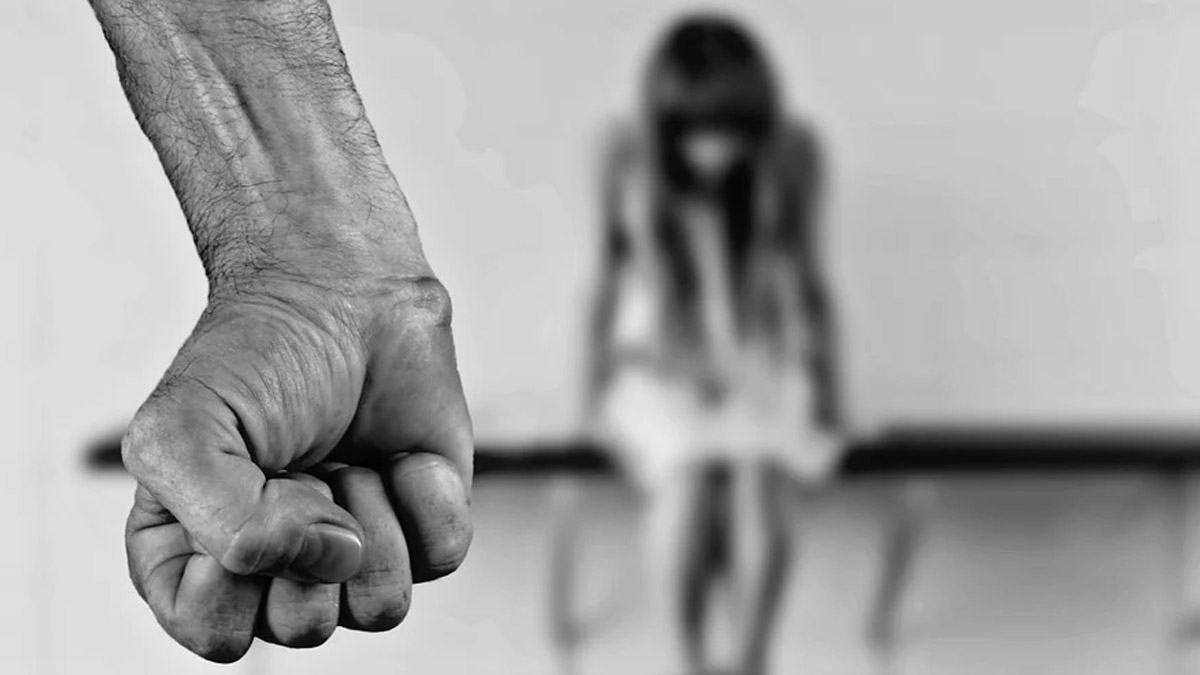 Aligarh Horror: Husband Forces Wife To Watch Porn Videos, Demands Unnatural  Sex; Distressed Woman Lodges Complaint | ðŸ“° LatestLY