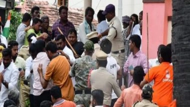 India News | Telangana: Clash Breaks out Between TRS, BJP Workers in Jangaon