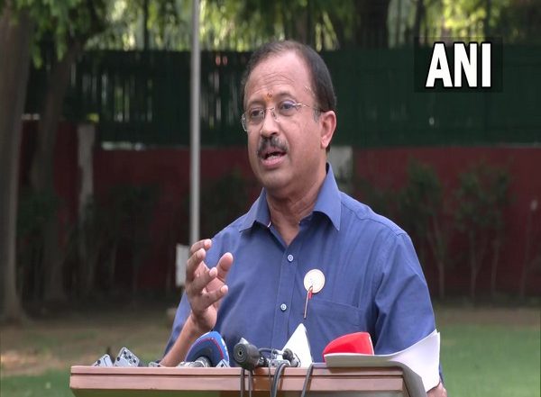World News | No Proposal for Bilateral Trade Deal with Afghanistan: MoS Muraleedharan