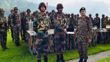 India News | J-K: Northern Army Chief Lauds Alertness of Units During Rajouri Encounter