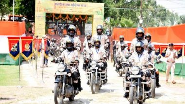 India News | Ashwini Vaishnaw 'flags In' RPF Bike Rally at Red Fort Consisting of 75 Motorcycles