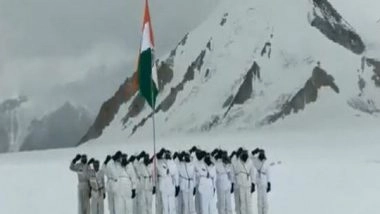 India News | Indian Army Hoist Tricolour at World's Highest Battlefield at Siachen Glacier
