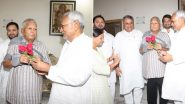 Bihar CM Nitish Kumar Meets RJD Chief Lalu Prasad Yadav in Patna (See Pics)