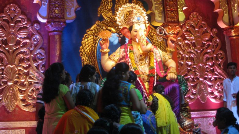 Lalbaugcha Raja 2022 First Look Date, Time & Live Streaming Online: Watch Mukh Darshan of Ganpati Idol of Lalbaugcha Raja Sarvajanik Ganeshotsav Mandal For Ganesh Chaturthi