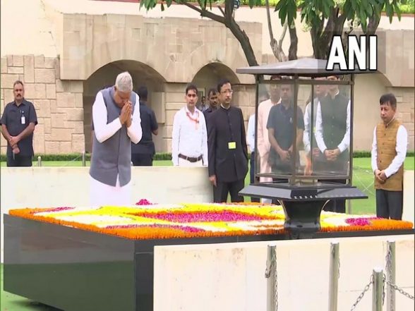 India News | Jagdeep Dhankhar to Take Oath as 14th Vice President of India, Pays Tribute to Mahatma Gandhi at Rajghat - Vimarsana News