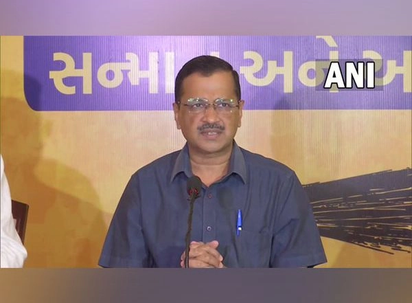 India News | Round-the-clock Power Supply, Employment for People: Kejriwal Makes a Bunch of Promises for People of Gujarat