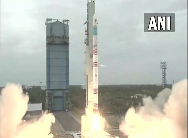 India News | ISRO Launches Its New SSLV-D1 Rocket from Sriharikota