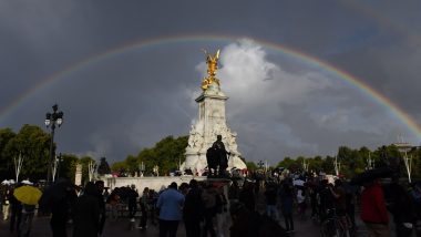 Queen Elizabeth II Dies At 96: Double Rainbow Appeared Over Buckingham Palace As Well-Wishers Gathered Before Queen’s Demise; View Tweets