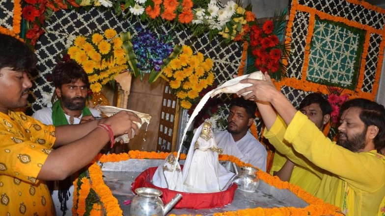 Radha Rani’s Birthday Celebrated With Fervour and in Braj Temples Post COVID-19
