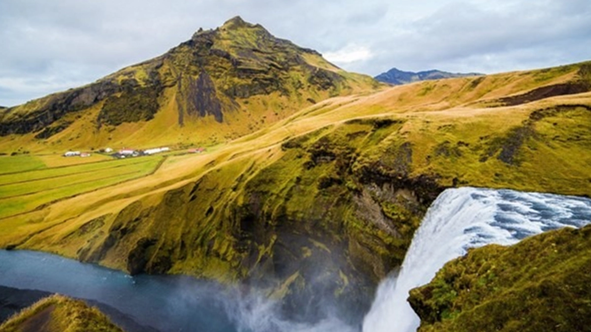 Travel News Tips for Renting a Cheap Van in Europe 🏖️ LatestLY