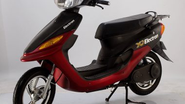 Old battery scooty discount price