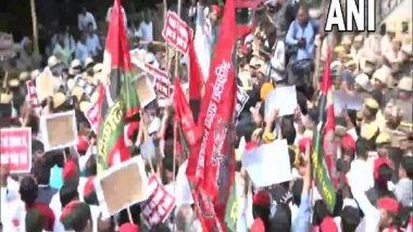 India News | Samajwadi Party Takes out March Against UP Govt, Security Tight in Lucknow