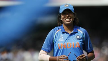 Sports News | Smriti Mandhana Dedicates Her Player of the Match Award to Jhulan Goswami