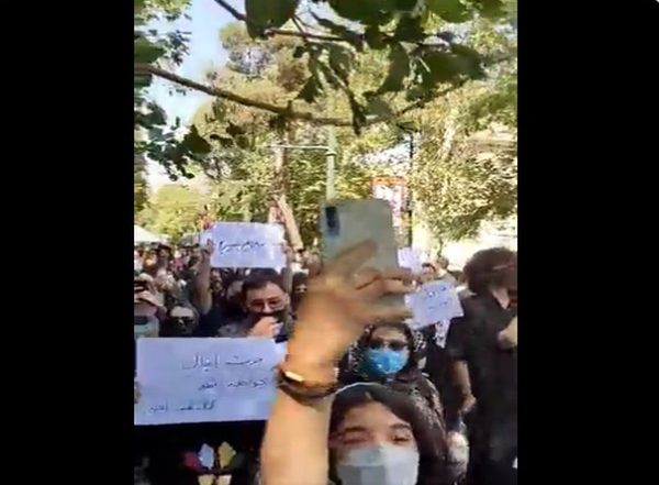 World News | Three Killed in Iran Protest over Death of Mahsa Amini