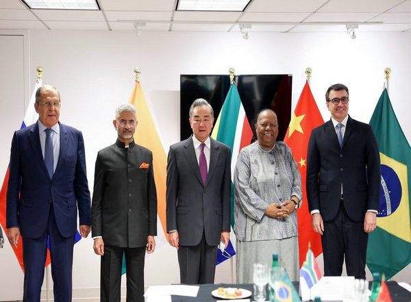 World News | Foreign Ministers of BRICS Acknowledge UNGA Resolution on 