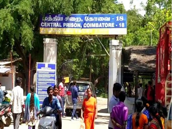 India News | TN: BJP Cadres Gather Outside Coimbatore Jail Days After Uthama Ramasamy's Arrested for 'controversial' Comment on Manusmrithi - Vimarsana News