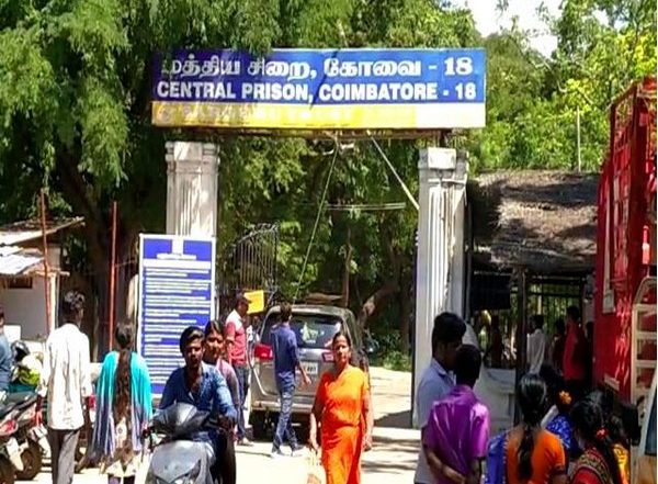 India News | TN: BJP Cadres Gather Outside Coimbatore Jail Days After Uthama Ramasamy's Arrested for 'controversial' Comment on Manusmrithi