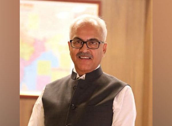 India News | Home Secretary to Meet Telangana, Andhra Officials on Issues Related to Reorganisation of AP Act