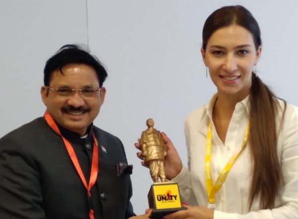 World News | MoS Chauhan Hold Talks with Russian Deputy Minister for Communications, Highlights India's Success in Digital Infrastructure