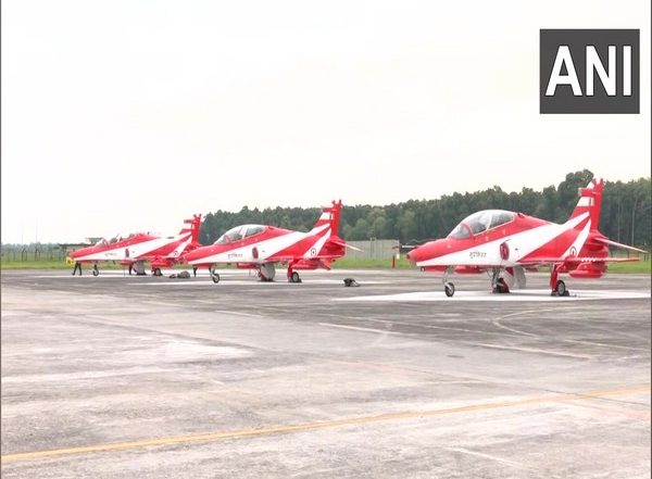 India News | IAF's Surya Kiran Aerobatic Display Team Conducts Air Show in Guwahati