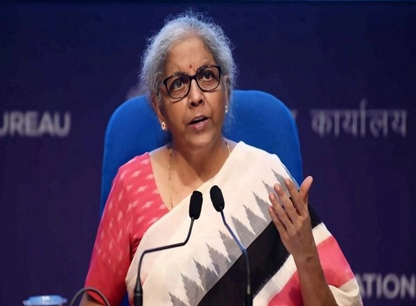 Business News | Finance Minister Reviews Performance of Credit and Other Welfare Schemes for SCs in PSBs