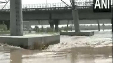 India News | Yamuna Crosses Danger Mark in Delhi; Railways Cancels Several Trains