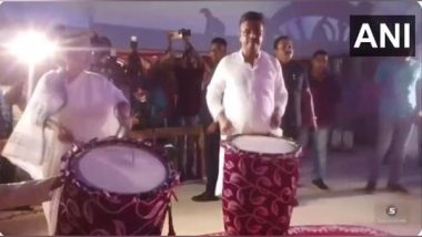 Video: West Bengal CM Mamata Banerjee Plays 'Dhak' at Durga Puja Pandal in Kolkata