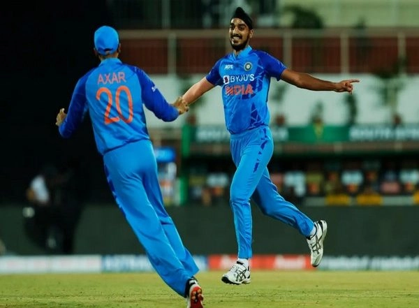 Sports News | Ball Was Swinging, Plan Was to Pitch It in Right Places: Arshdeep Singh Following Win over South Africa in 1st T20I