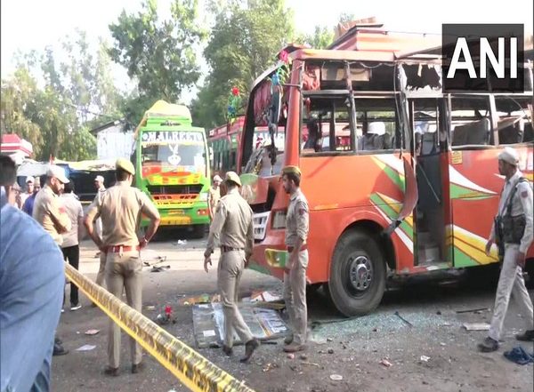 India News | J-K Police Say Both Blasts in Udhampur Had 'certain Similarity'; Sticky Bombs Likely Used