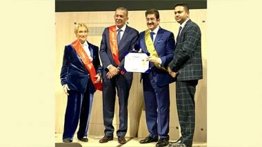 Business News | Sandeep Marwah Honoured with Regal British Award in London